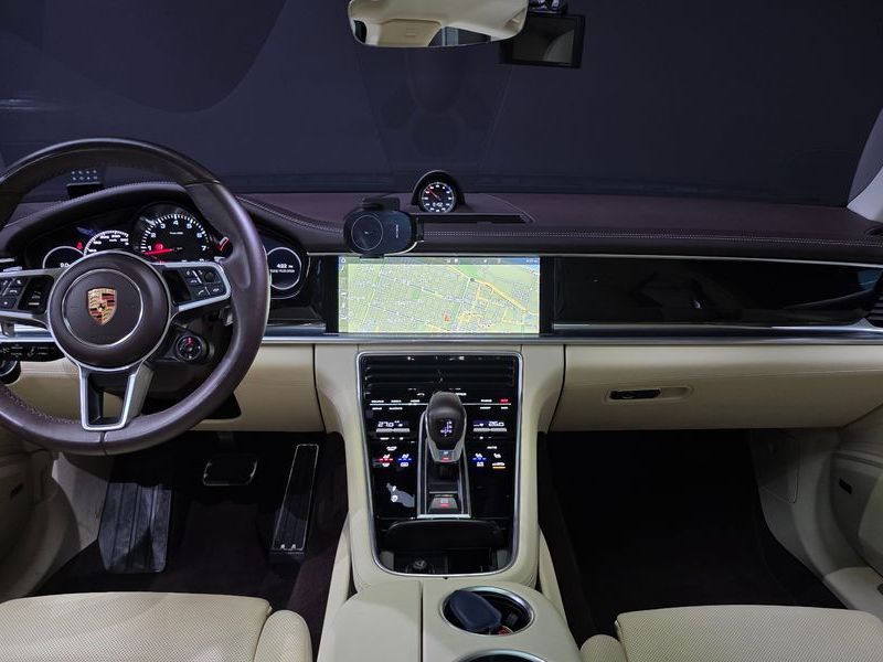 2017 Porsche Panamera 2.9 4S photo 18