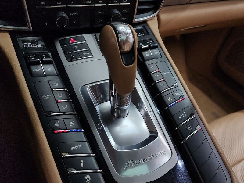 2013 Porsche Panamera 3.6 AWD 970 photo 9