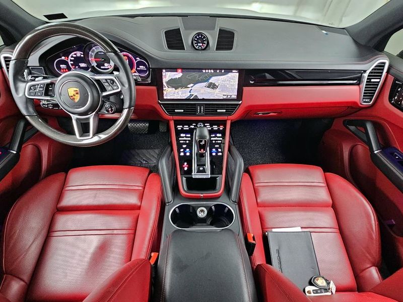 2021 Porsche Cayenne 3.0 photo 7