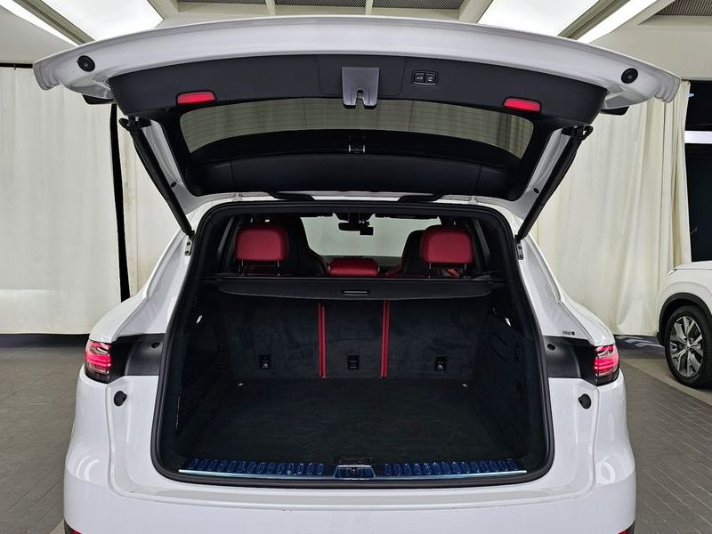 2021 Porsche Cayenne 3.0 photo 20