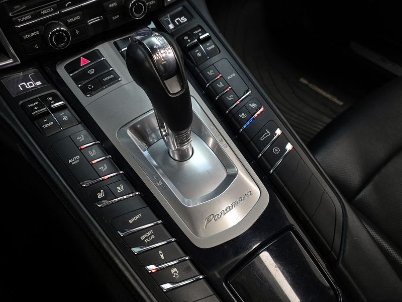2012 Porsche Panamera 4.8 4S 970 photo 9