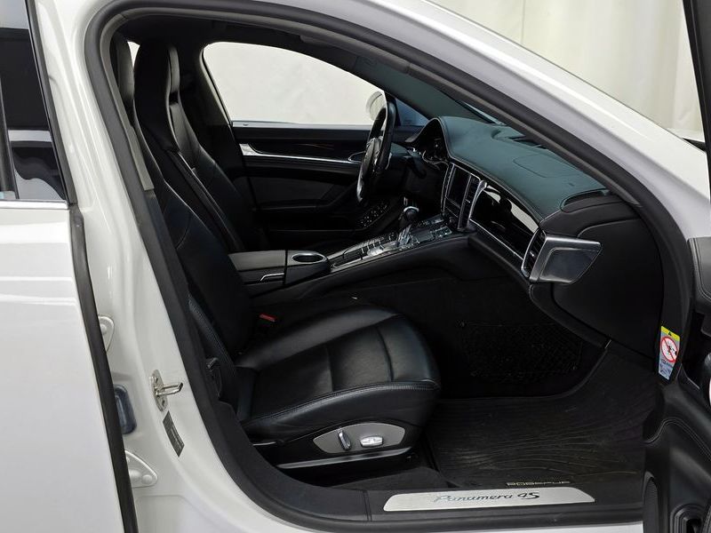 2012 Porsche Panamera 4.8 4S 970 photo 11