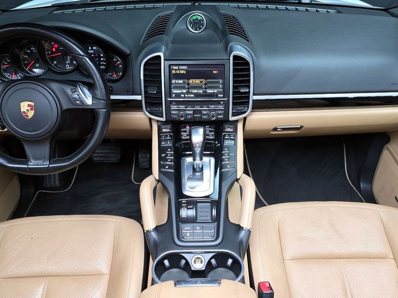 2014 Porsche Cayenne 3.0 Diesel Platium Edition 958 photo 7