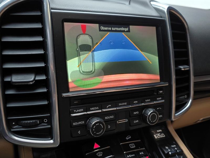 2014 Porsche Cayenne 3.0 Diesel Platium Edition 958 photo 16