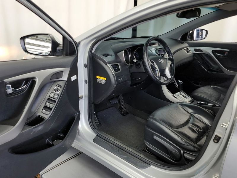 2012 Hyundai Avante M16 GDI Premier photo 10