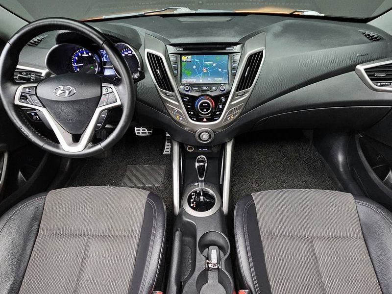 2013 Hyundai Veloster DCT Pack photo 7