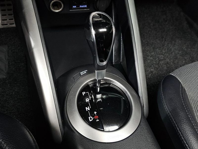 2013 Hyundai Veloster DCT Pack photo 9