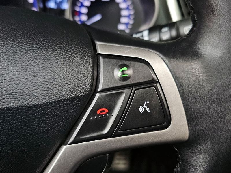 2013 Hyundai Veloster DCT Pack photo 15