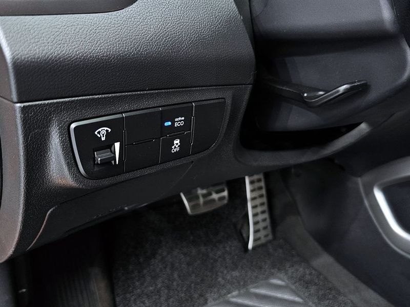 2013 Hyundai Veloster DCT Pack photo 18