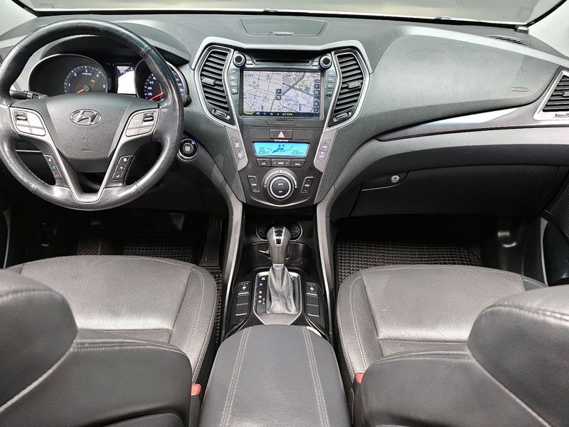 2015 Hyundai Santa Fe Diesel(e-VGT) 2.0 2WD Premium photo 7
