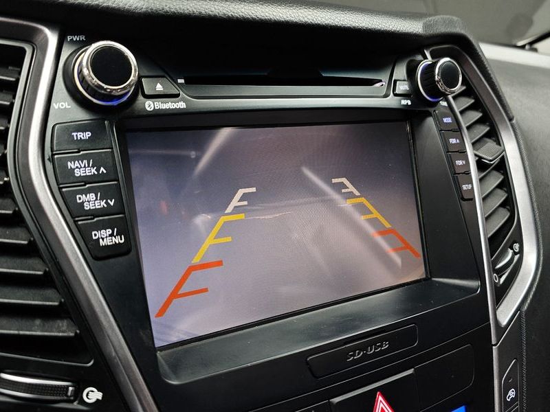 2015 Hyundai Santa Fe Diesel(e-VGT) 2.0 2WD Premium photo 15