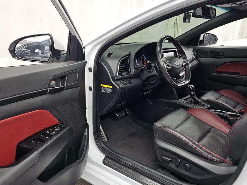 2017 Hyundai Avante 1.6 Turbo Sport photo 10