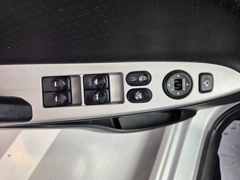 2014 Hyundai Accent Diesel WIT 1.6 VGT Modern photo 11