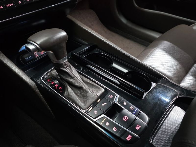 2018 Kia K7 3.0 GDI Limited photo 9