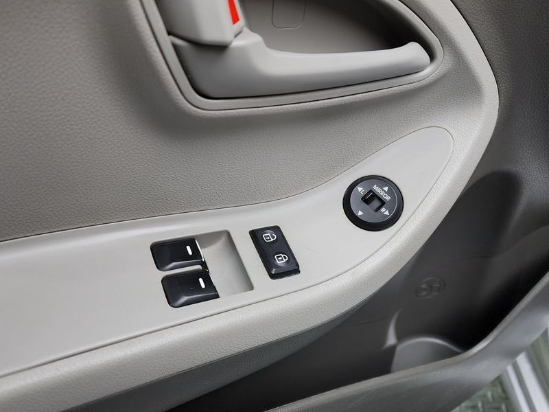 2013 Kia Morning VAN Deluxe photo 15