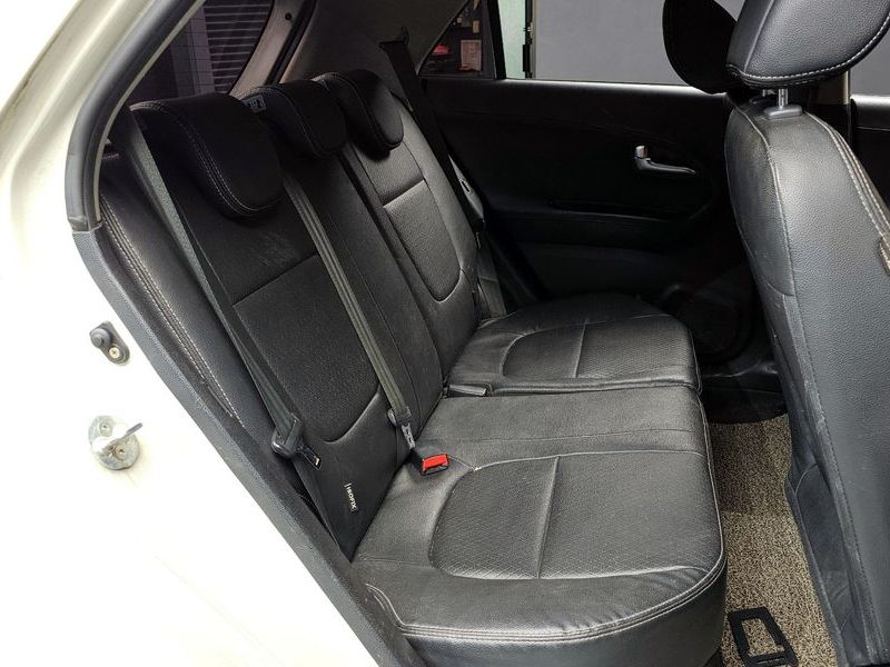 2015 Kia Morning Luxury photo 12