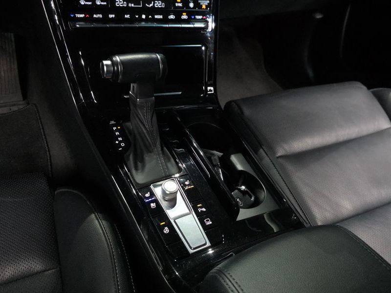 2020 Kia K7 2.5 GDI Prestige photo 9