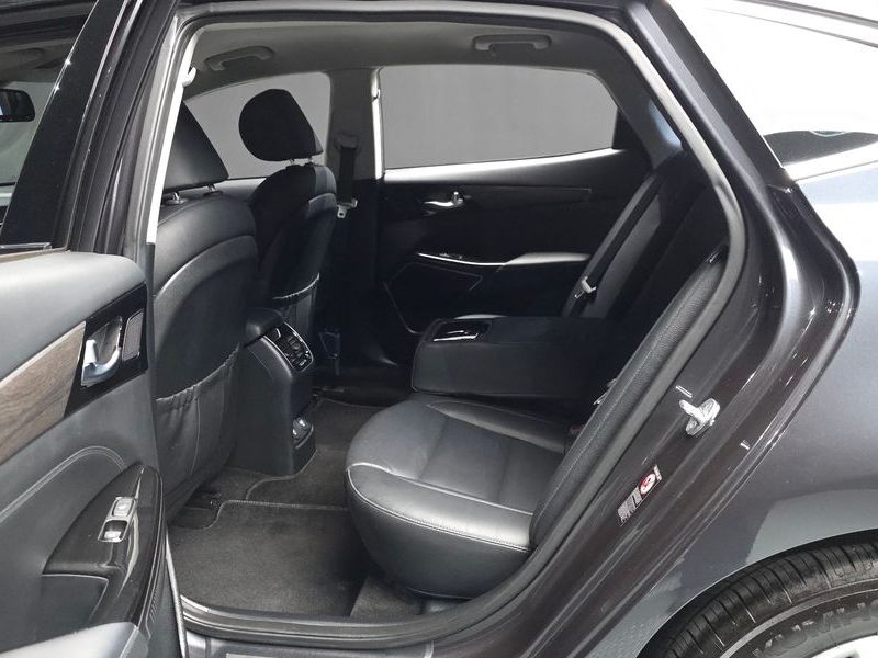 2020 Kia K7 2.5 GDI Prestige photo 11