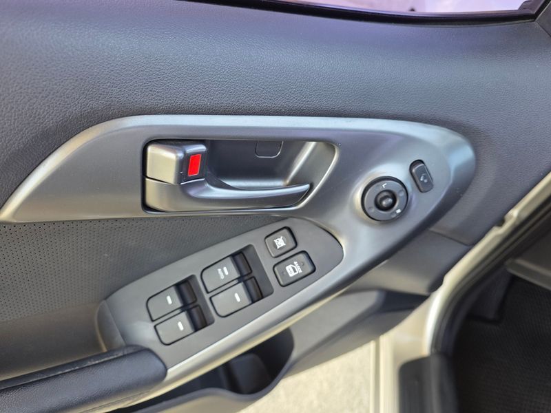 2012 Kia 포르테 1.6 GDI Luxury Standard photo 12