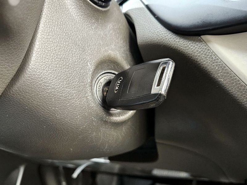 2016 Kia Morning VAN DLX photo 18