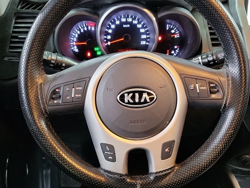 2012 Kia 쏘울 1.6 GDI Luxury Style Pack photo 14