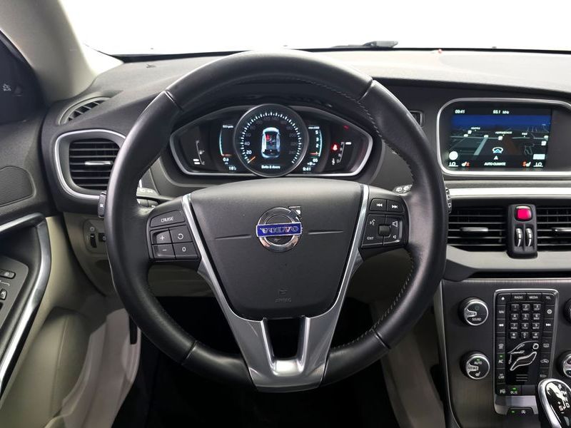 2016 Volvo V40 D3 2nd photo 13