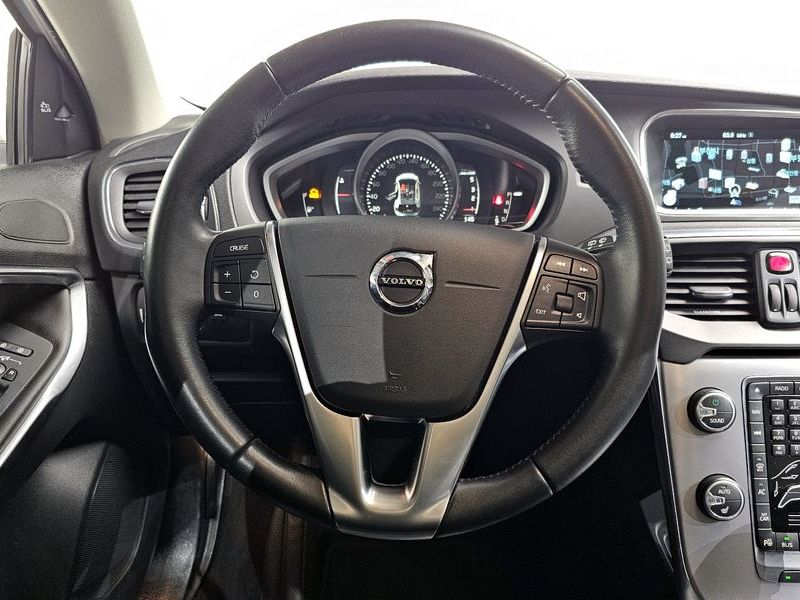 2017 Volvo V40 D3 2nd photo 13