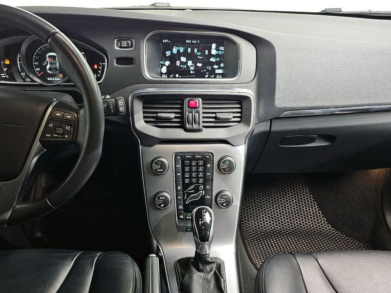 2017 Volvo V40 D3 2nd photo 14