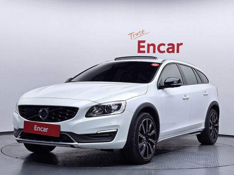 2018 Volvo V60 D4 photo 1