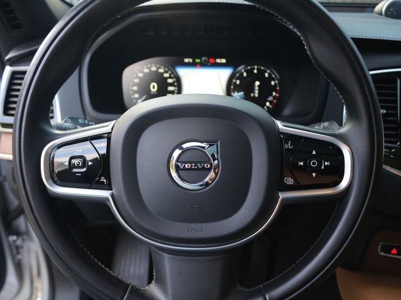 2020 Volvo XC90 T6 Inscription photo 9