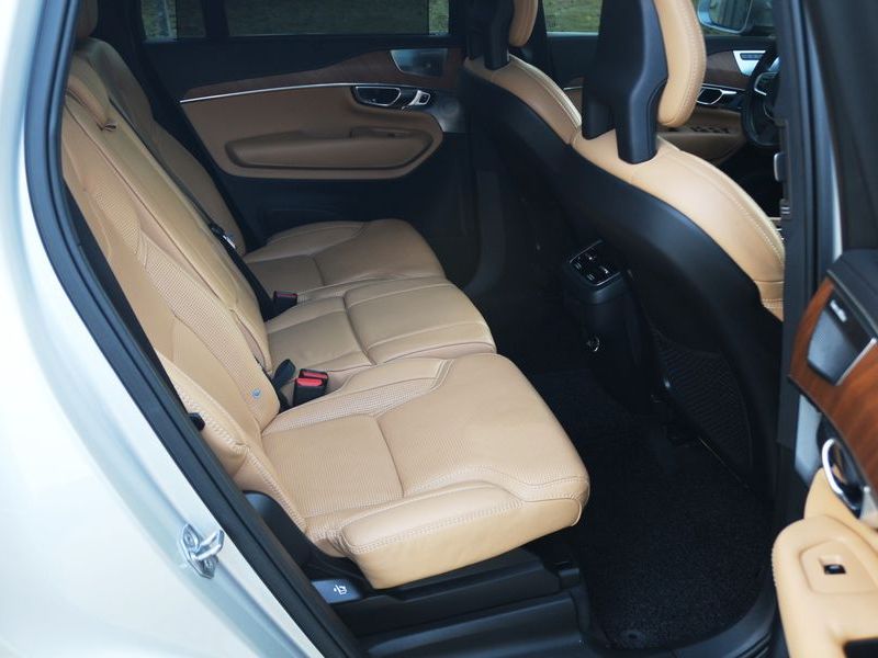 2020 Volvo XC90 T6 Inscription photo 14