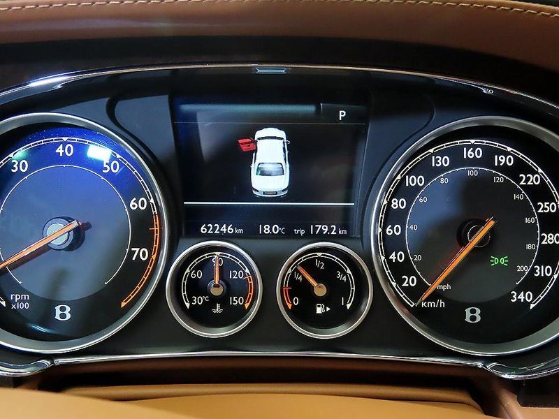 2014 Bentley Flying Spur 6.0 photo 9