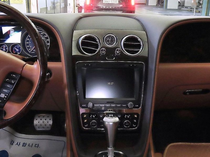 2014 Bentley Flying Spur 6.0 photo 11