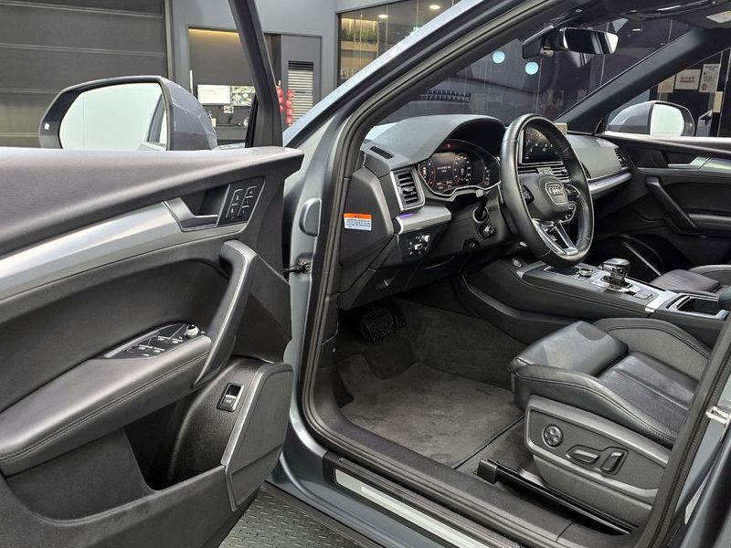 2020 Audi Q5 50 TDI Quattro Premium photo 11