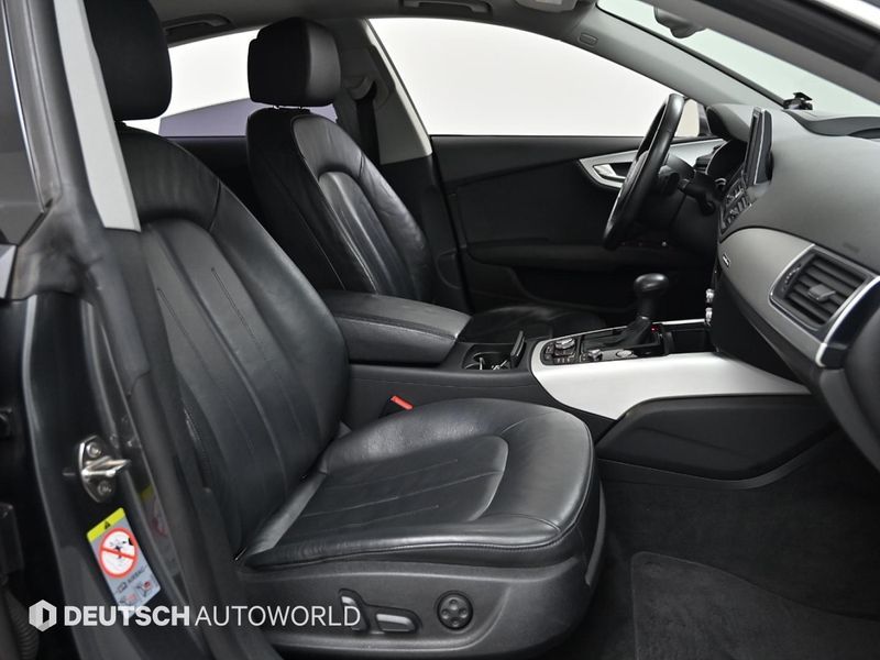 2012 Audi A7 3.0 TFSI Quattro Entry 4G photo 10