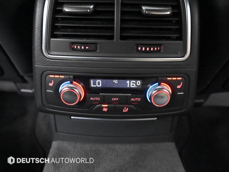 2012 Audi A7 3.0 TFSI Quattro Entry 4G photo 16