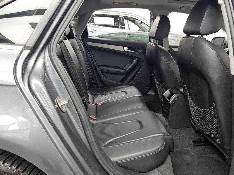 2015 Audi A4 30 TDI Dynamic B8 photo 12