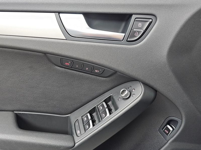 2015 Audi A4 30 TDI Dynamic B8 photo 19