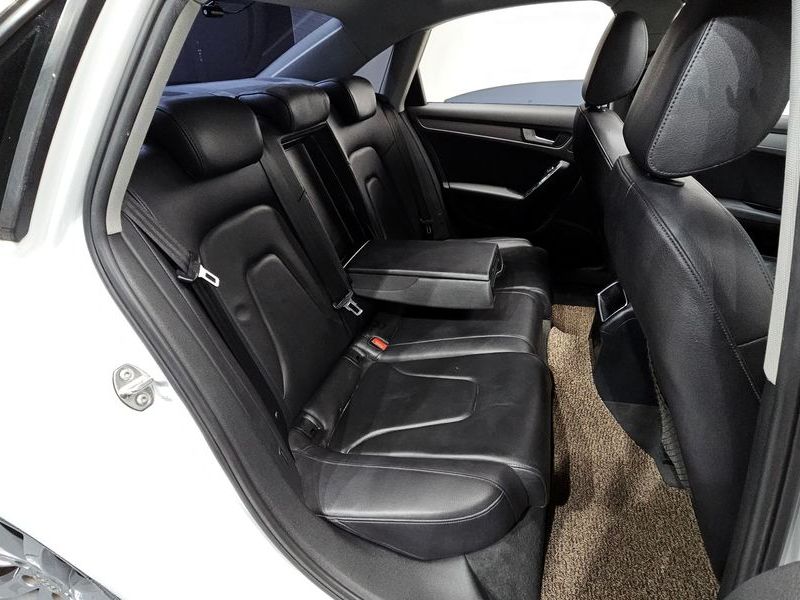 2014 Audi A4 2.0 TDI dynamic B8 photo 12
