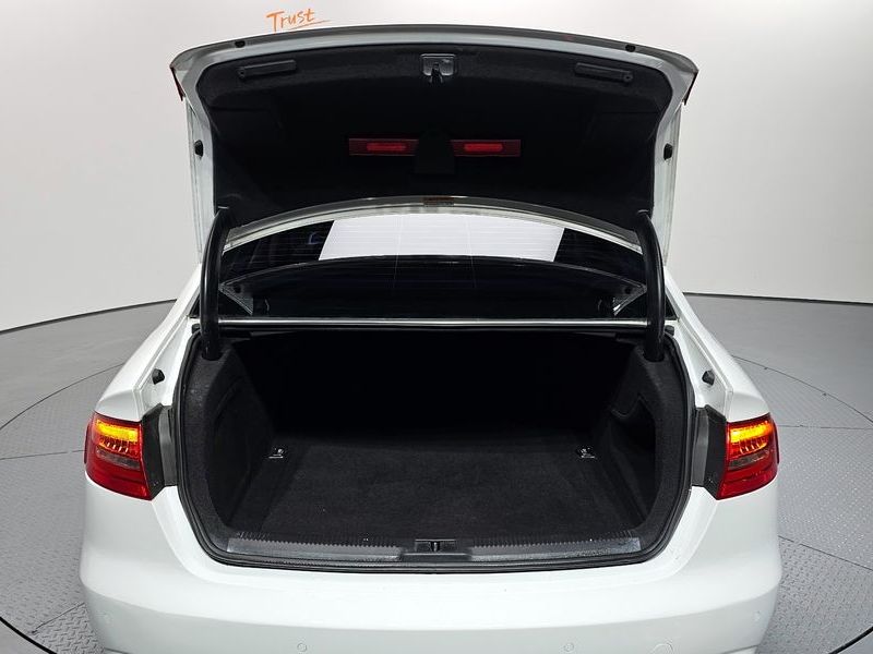 2014 Audi A4 2.0 TDI dynamic B8 photo 20