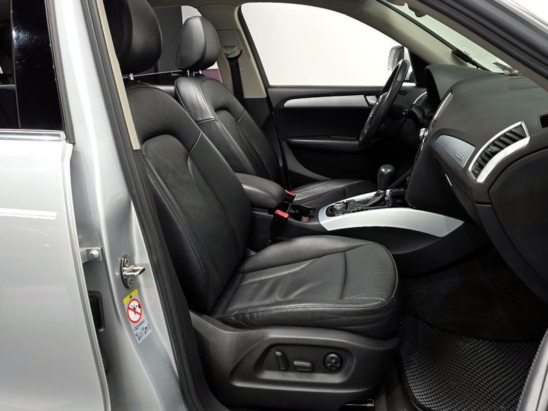 2012 Audi Q5 2.0 TDI Quattro 8R photo 11