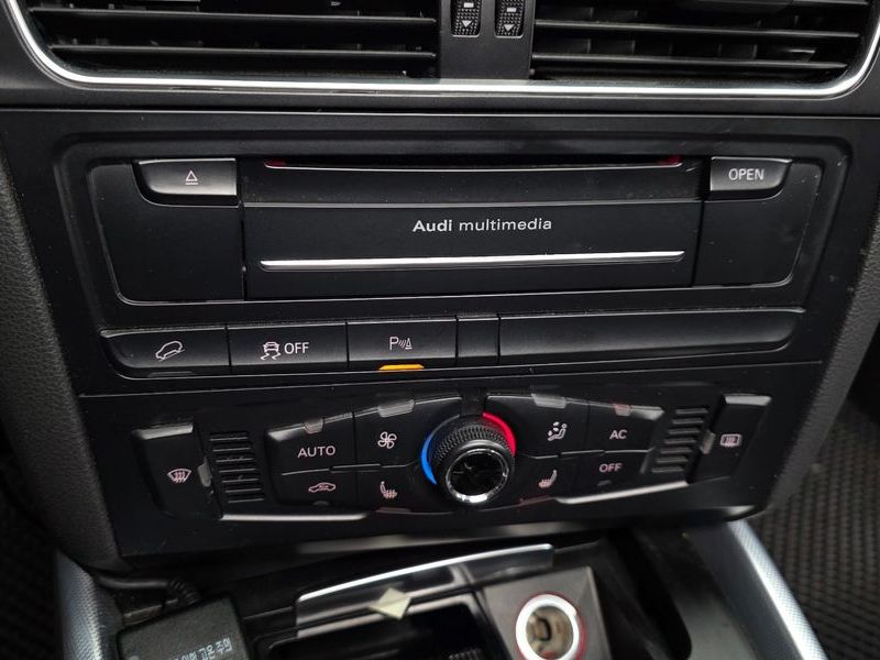 2012 Audi Q5 2.0 TDI Quattro 8R photo 16