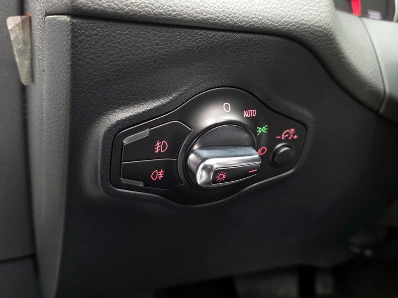 2012 Audi Q5 2.0 TDI Quattro 8R photo 17
