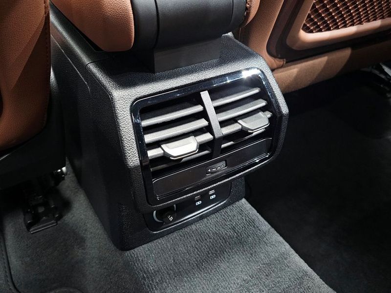 2024 Audi Q3 40 TFSI Quattro Premium photo 17