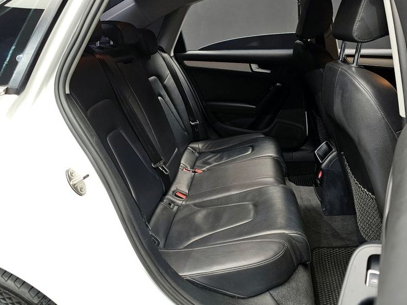 2015 Audi A4 30 TDI B8 photo 12