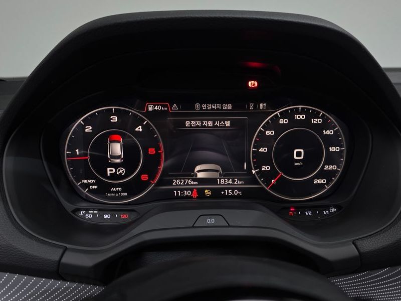 2023 Audi Q2 35 TDI Premium photo 8