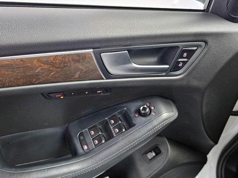 2012 Audi Q5 2.0 TDI Quattro Dynamic 8R photo 18