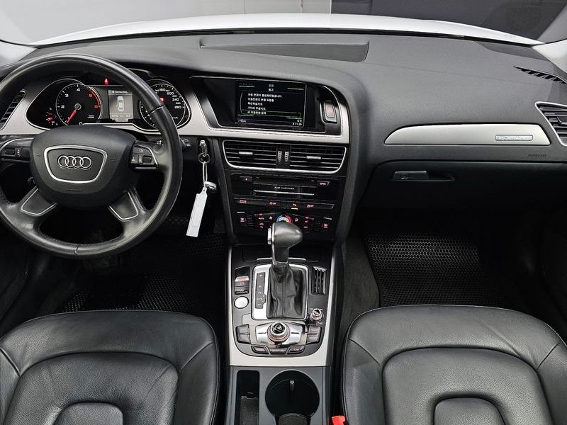 2013 Audi A4 2.0 TDI Quattro Dynamic B8 photo 7