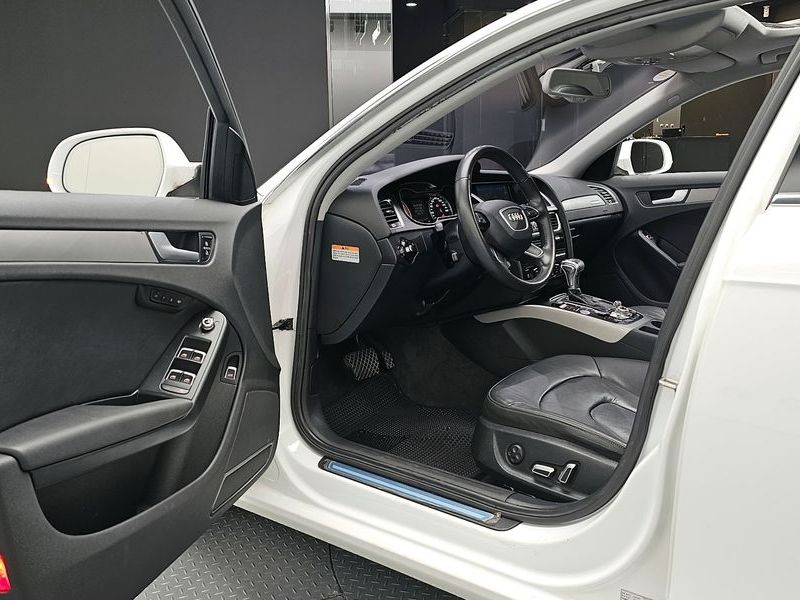 2013 Audi A4 2.0 TDI Quattro Dynamic B8 photo 10