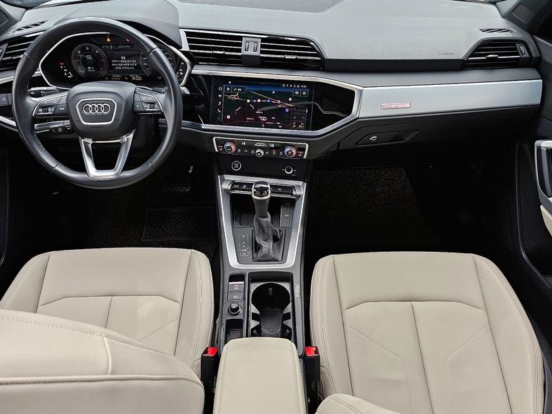 2022 Audi Q3 35 TDI Quattro Premium photo 7
